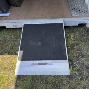36” x 48″ Aluminum Grit Coat Container Ramp 8000 LB AXLE LIMIT